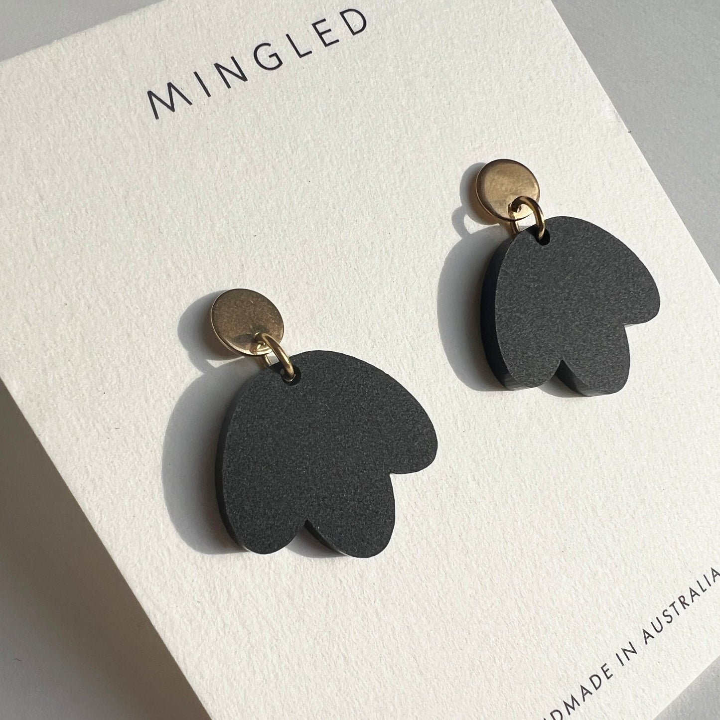 Bloom Dangle Earrings - Matte Black and Gold - Mingled