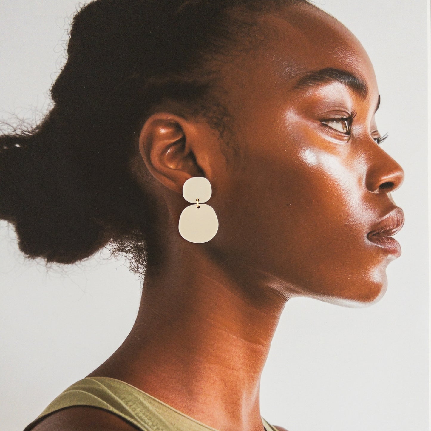 CLIP ON Boulder Statement Dangles - Ivory Beige