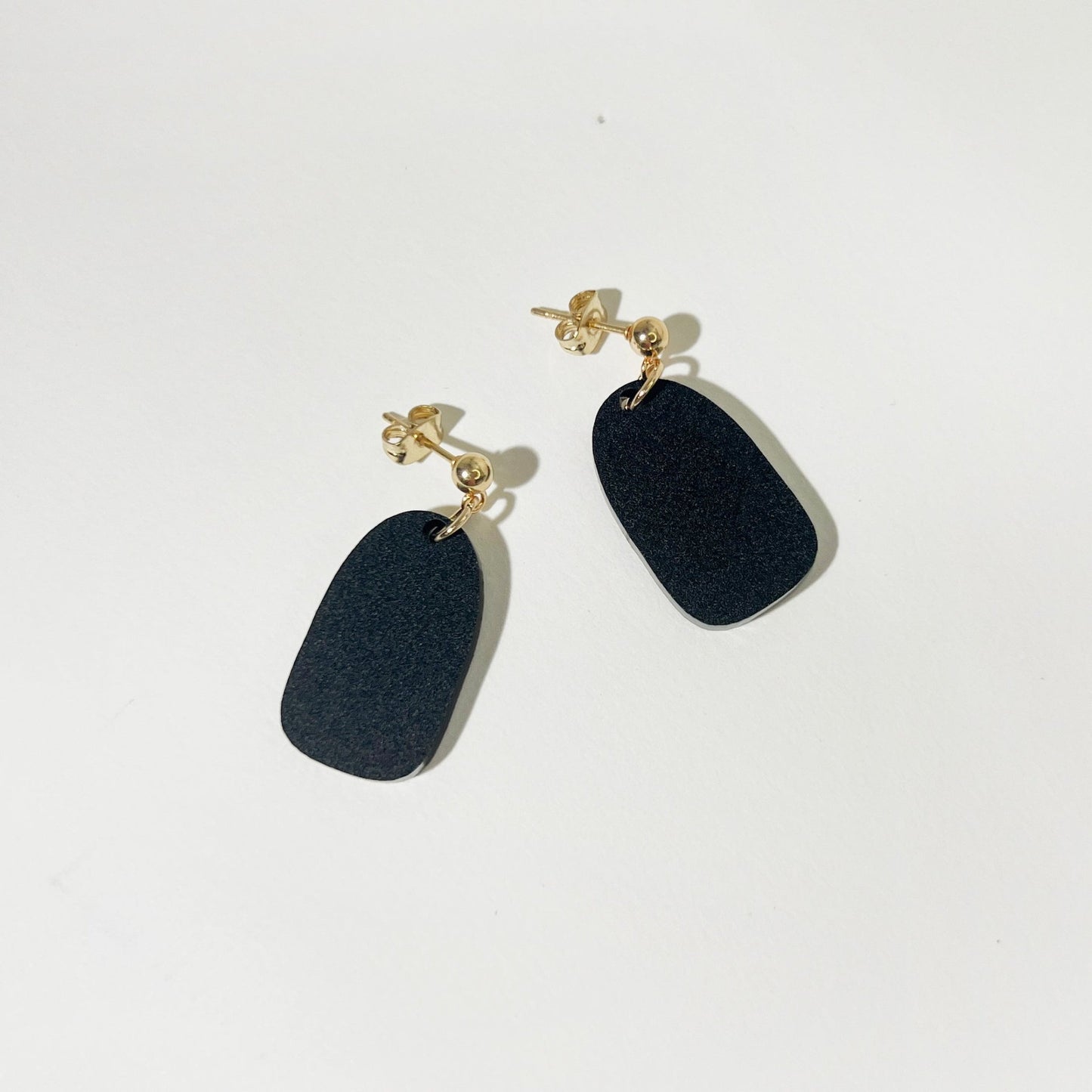 Clio Earrings - Matte Black - Mingled