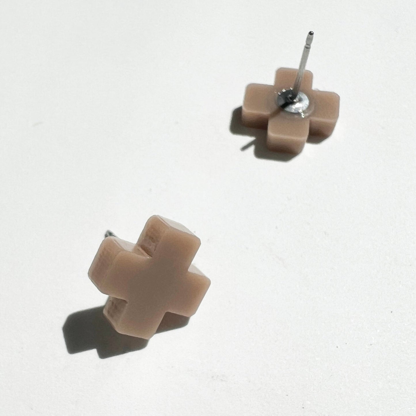 Cross Stud - Matte Taupe - Mingled