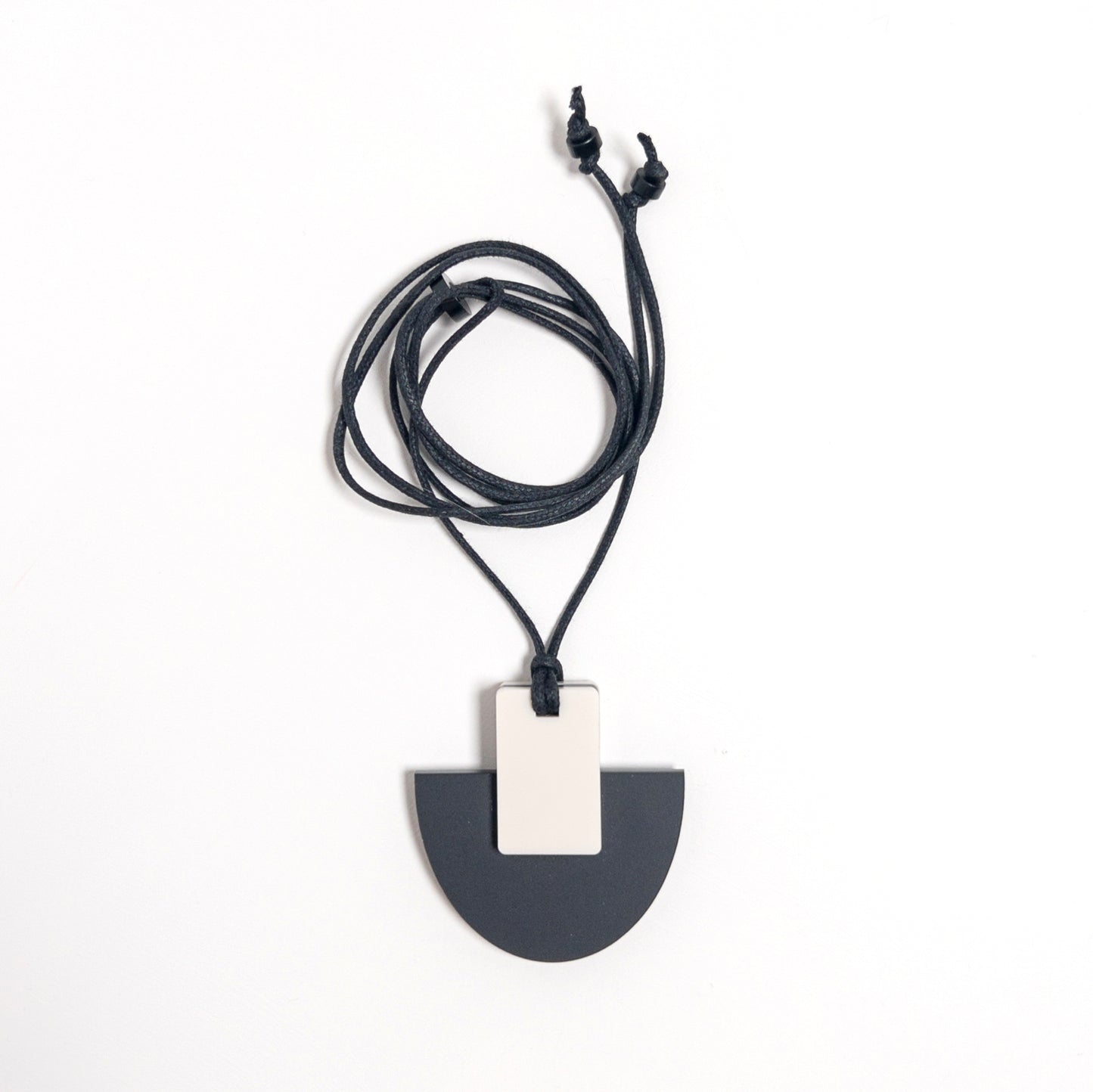 Echo Pendant Necklace - Black and Ivory