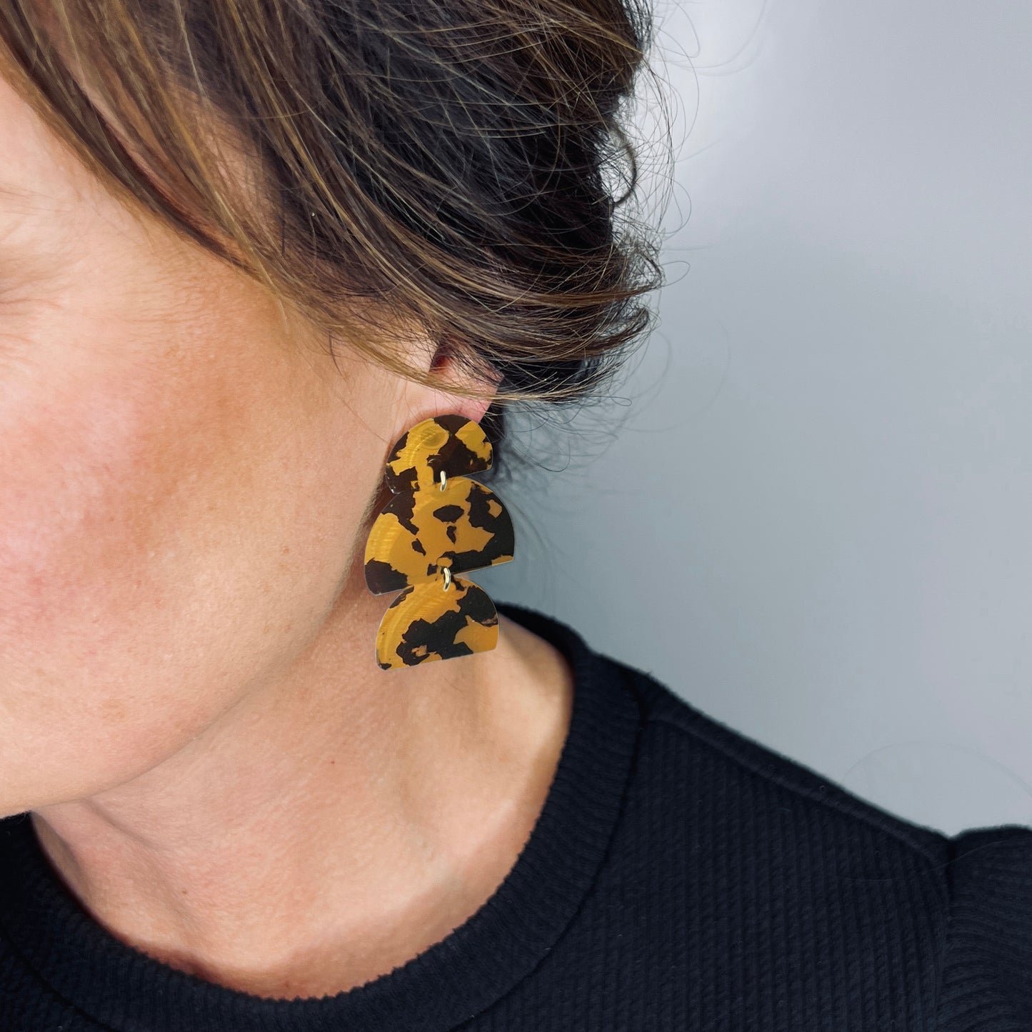 Izzy Statement Dangle Earrings - Honey Tortoise Shell
