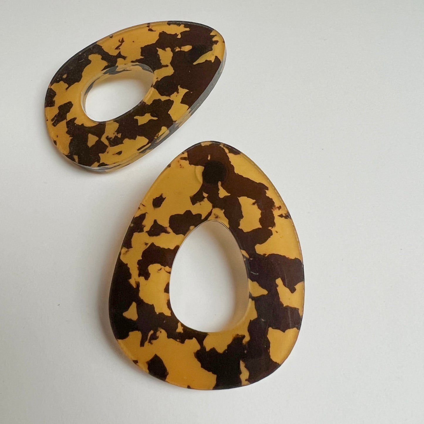MAISIE Statement Stud Earrings - Honey Tortoise