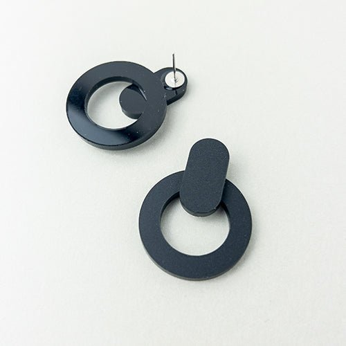 Nova Statement Stud Earrings - Black - Mingled