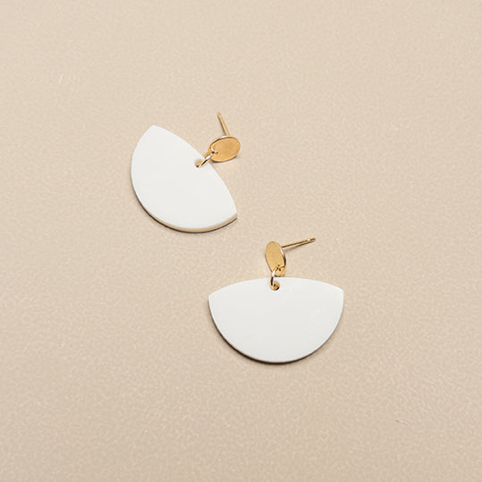 Petticoat Minimalist Dangle Earrings - Ivory Beige