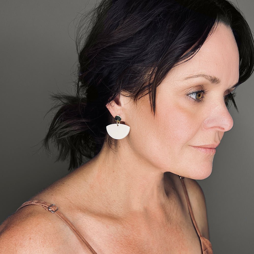 Petticoat Minimalist Dangle Earrings - Lava - Mingled