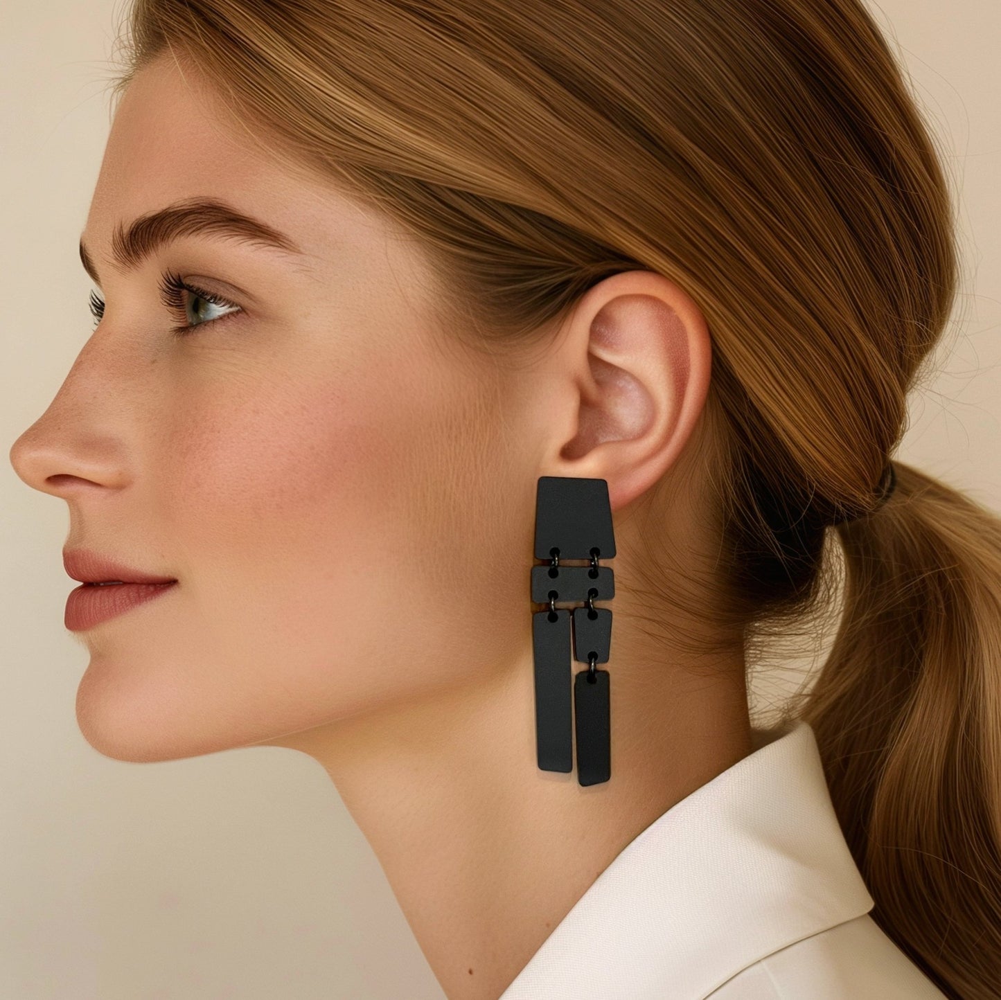 PILA Statement Earrings - Burgundy - Mingled