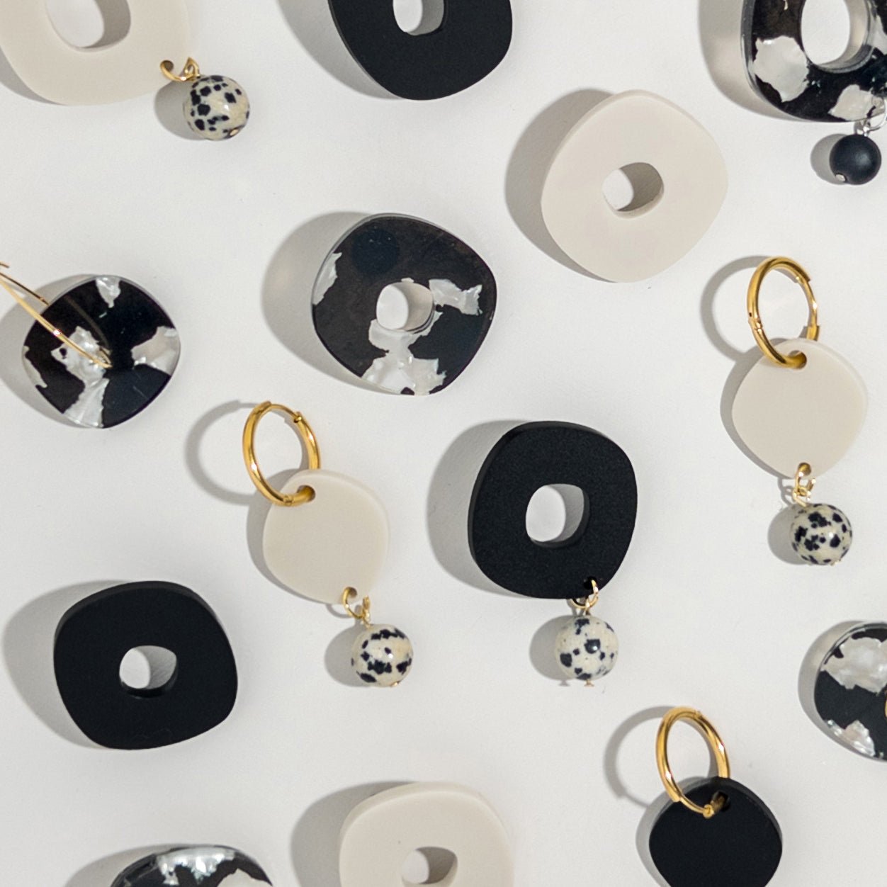 ALL EARRINGS - Mingled