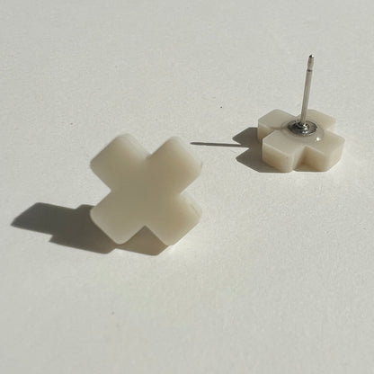 Cross Stud - Matte Ivory Beige - Mingled