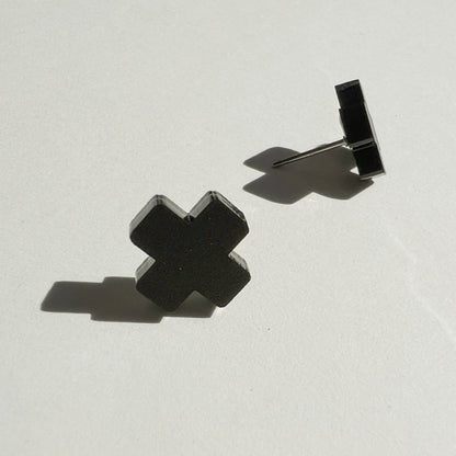 Cross Stud - Matte Black - Mingled