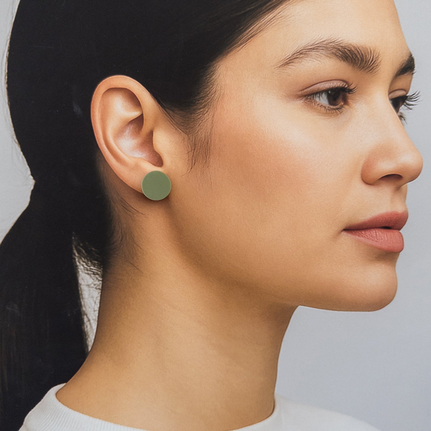 15mm Round Stud - Matte Olive Green