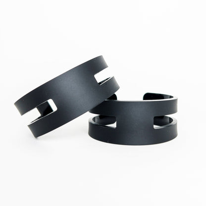 Cuff Bracelet - Matte Black - Mingled