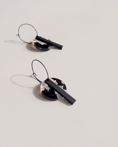 Black Bar Hoop - Black and White Pearl