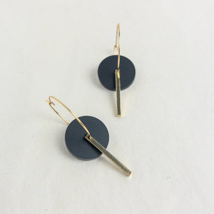 Gold Bar Hoop Dangle - Black - Mingled