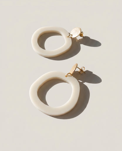 Charlie Dangle Earrings - Ivory Beige