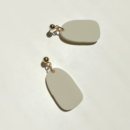 Clio Earrings - Matte Ivory Beige - Mingled