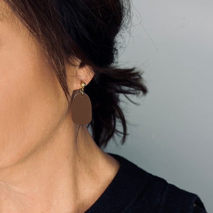 Clio Earrings - Matte Nutmeg Brown - Mingled