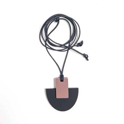 Echo Pendant Necklace - Matte Black and Nutmeg Brown - Mingled