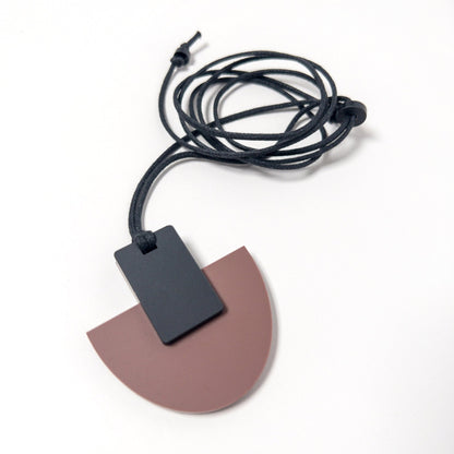 Echo Pendant Necklace - Matte Nutmeg and Matte Black - Mingled