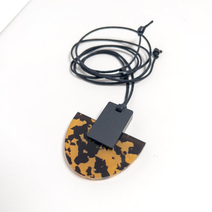 Echo Pendant Necklace - Tortoise Shell and Black - Mingled