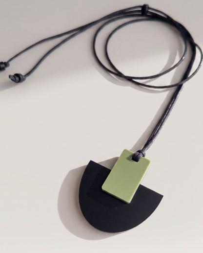 Echo Pendant Necklace - Matte Black and Olive - Mingled