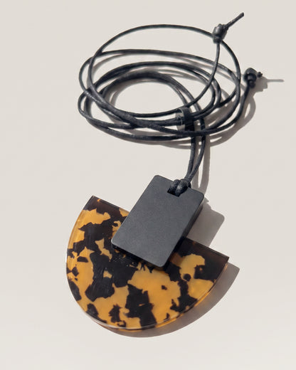 Echo Pendant Necklace - Tortoise Shell and Black - Mingled