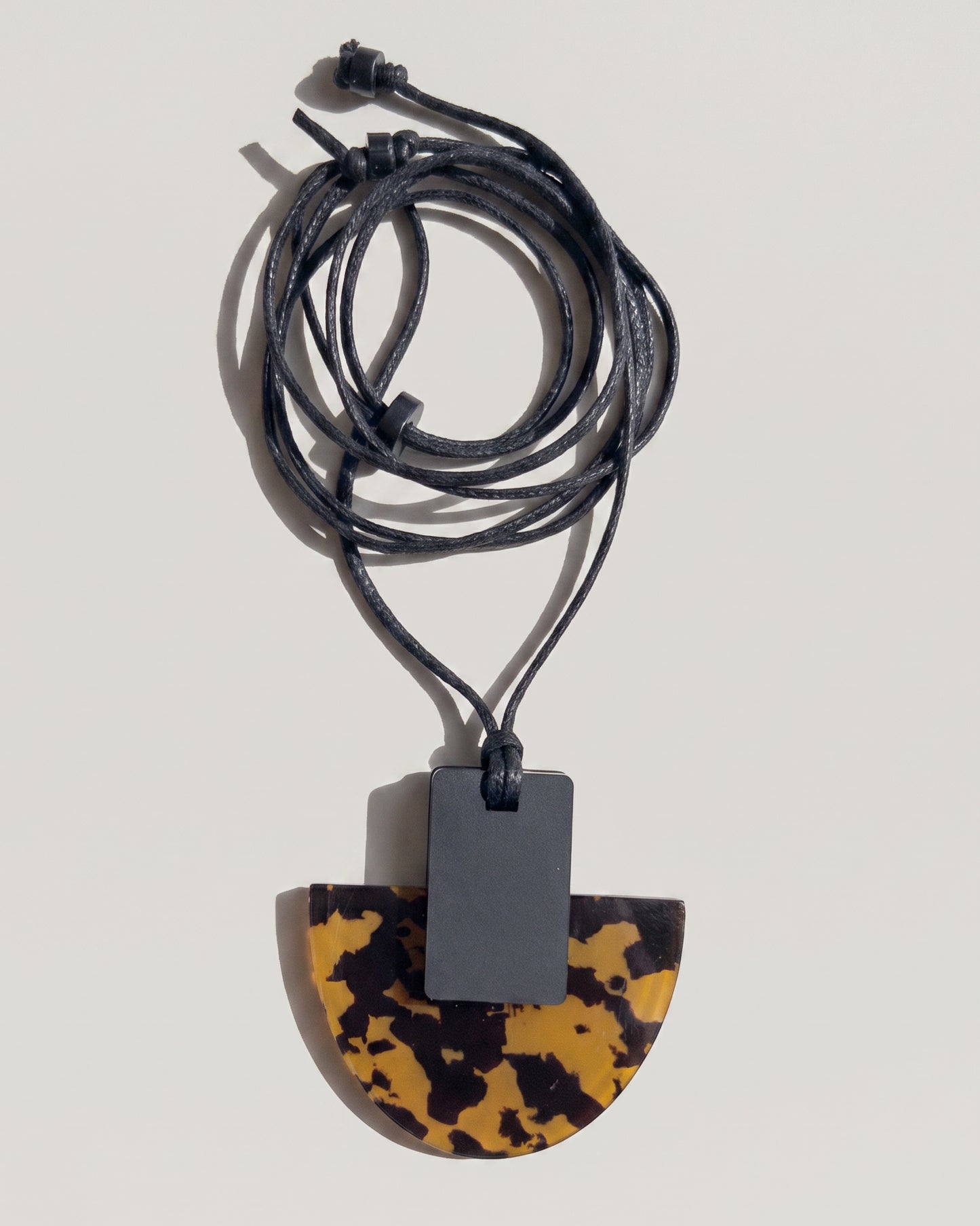 Echo Pendant Necklace - Tortoise Shell and Black - Mingled