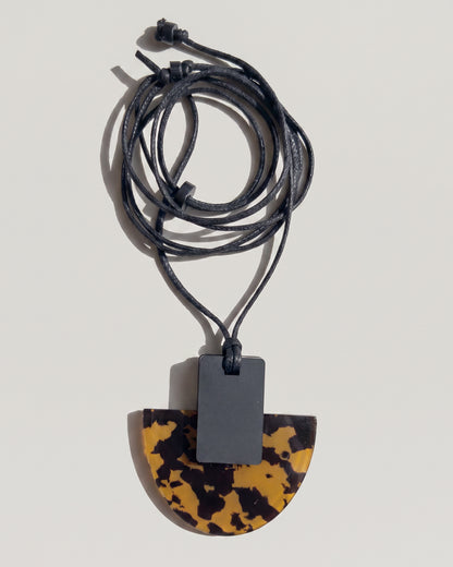 Echo Pendant Necklace - Tortoise Shell and Black - Mingled