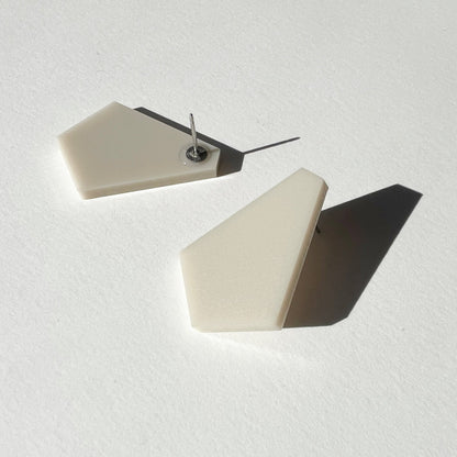 GEO Fan Stud Earrings - Ivory Beige - Mingled