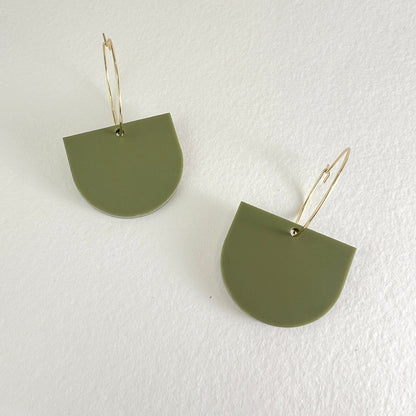 Arch Dangle Hoop - Olive - Mingled