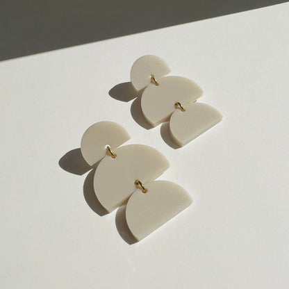 Izzy Ivory Beige Dangle Earrings - Mingled