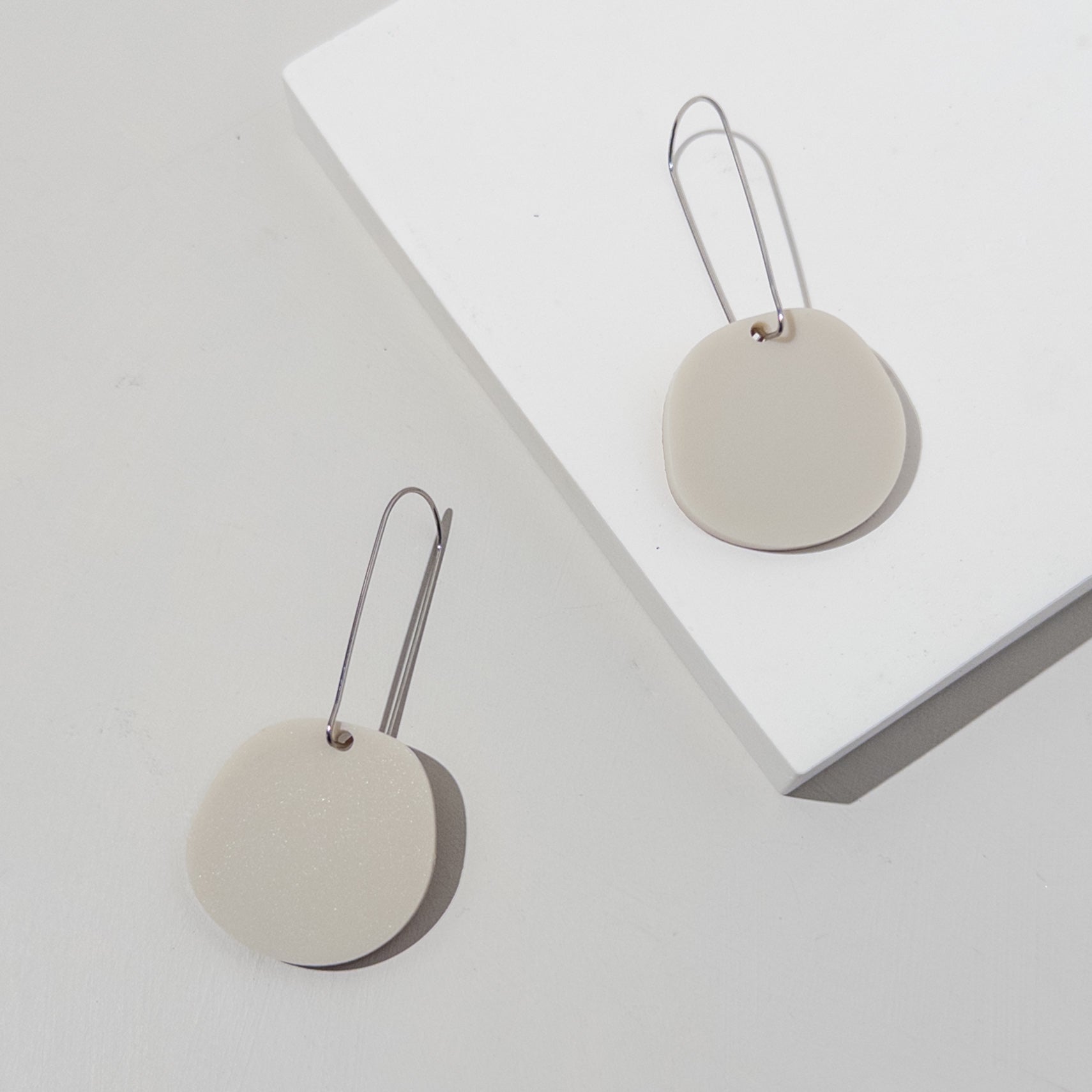 Organic Dangle Earrings - Matte Ivory Beige - Mingled