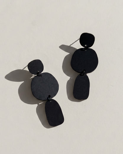Petra Statement Dangle Earrings - Matte Black - Mingled