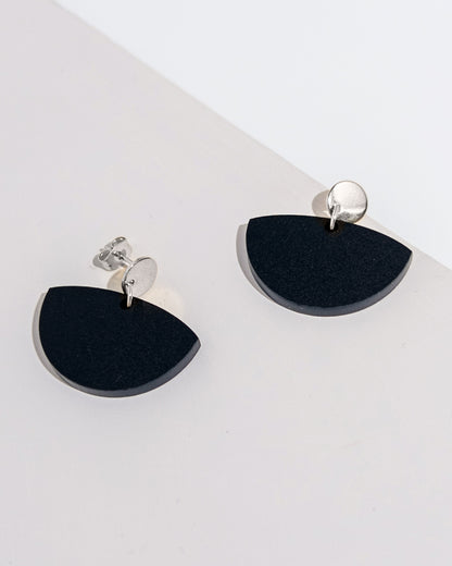 Petticoat Minimalist Dangle Earrings - Black - Mingled