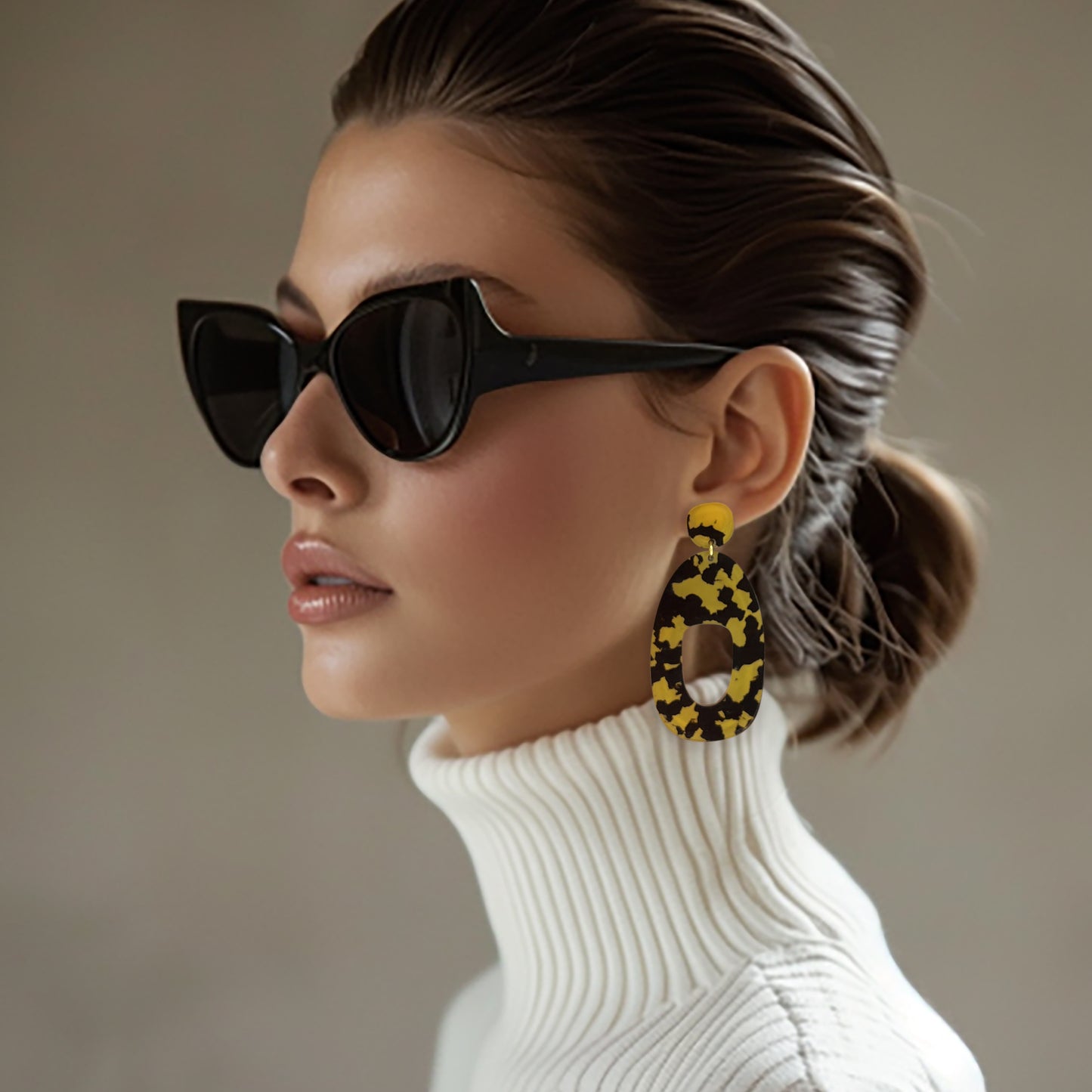 SOKO Statement Earrings CLIP ON - Tortoise Shell