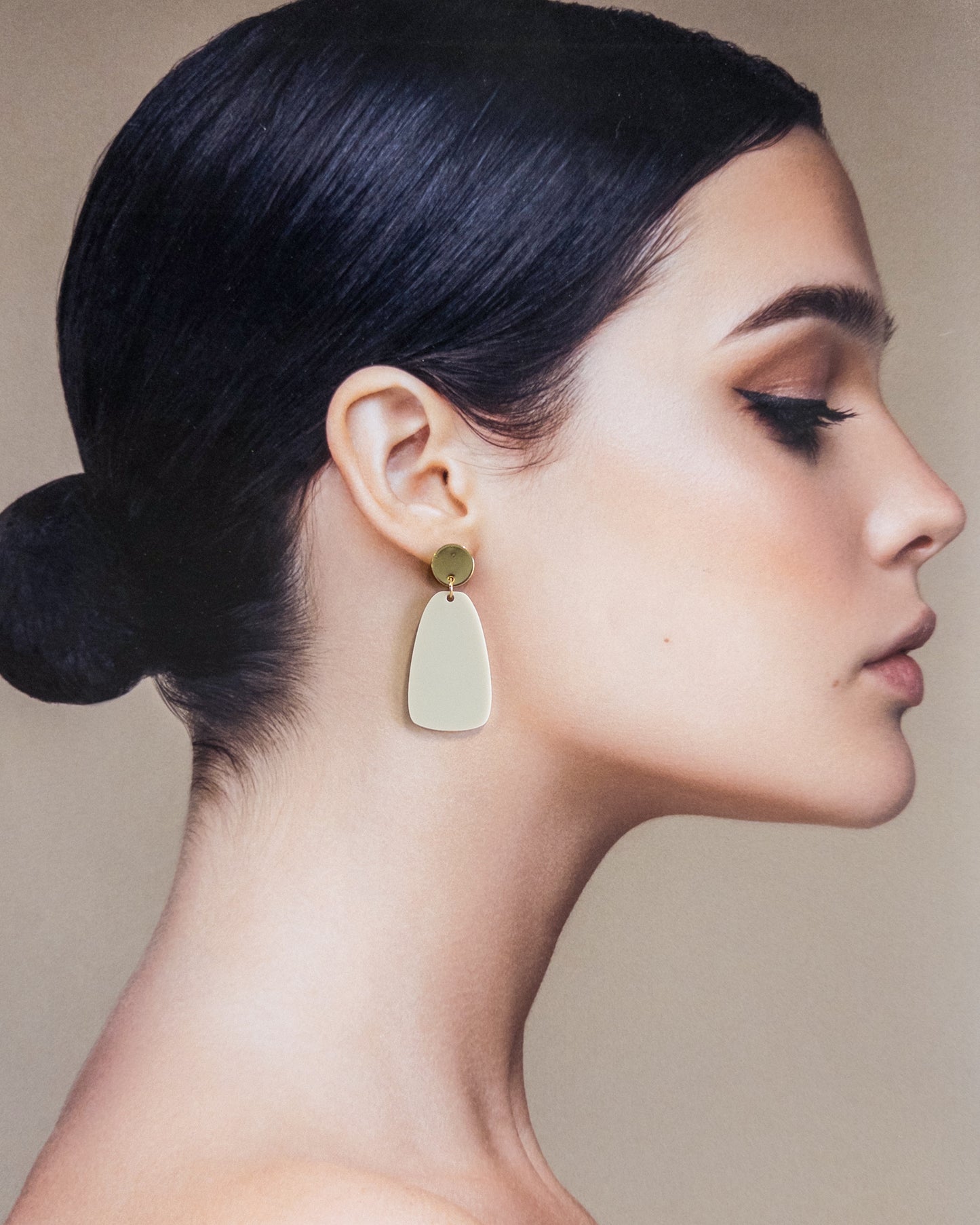 Salita Dangle Earrings - Ivory Beige