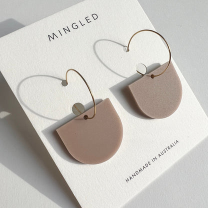 Arch Dangle Hoop - Matte Taupe - Mingled