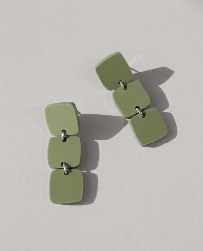 CLIP ON Three Square Earrings - Olive - Mingled