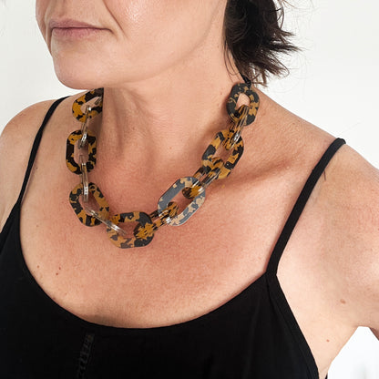 Chunky Chain Link Necklace - Tortoise Shell - Mingled